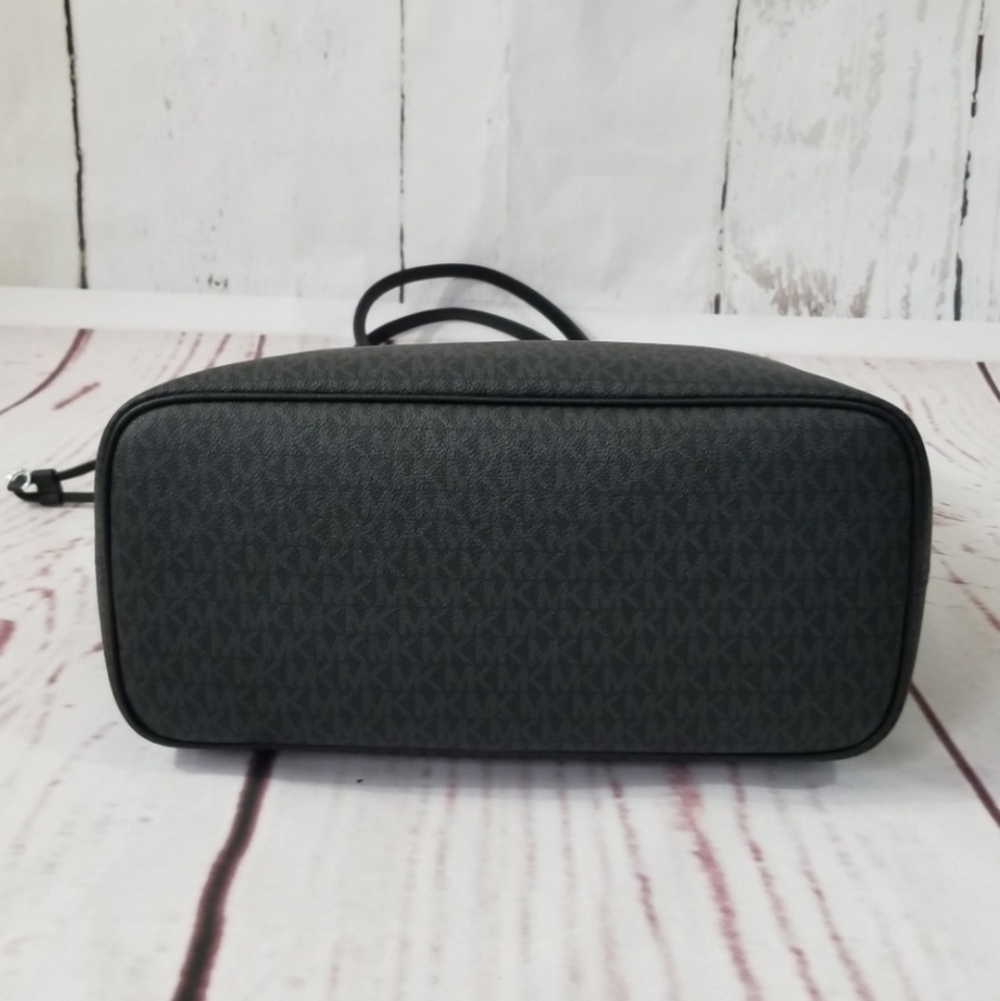 MICHAEL KORS Jet Set Travel Tote Bundle - Picture 5 of 8